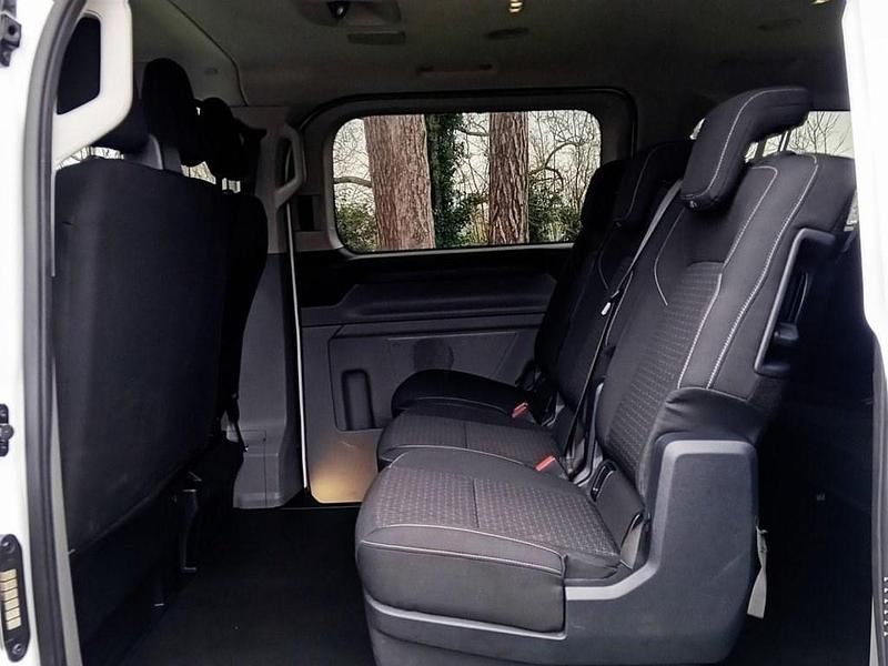 Used Ford Transit Custom Trend 136 HP (100 kW) 2024 White MPV