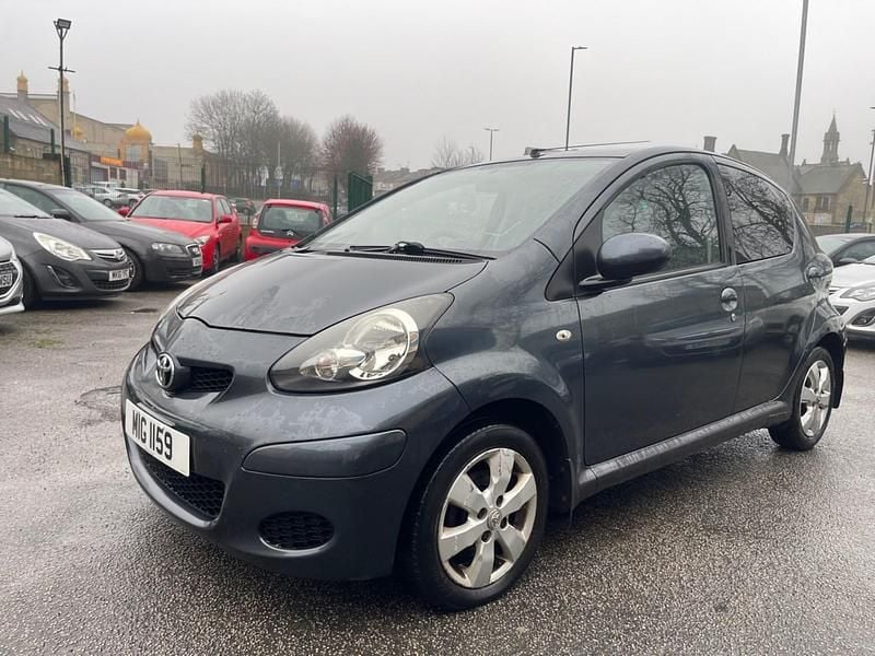 Used Toyota Aygo 2011 Grey Hatchback