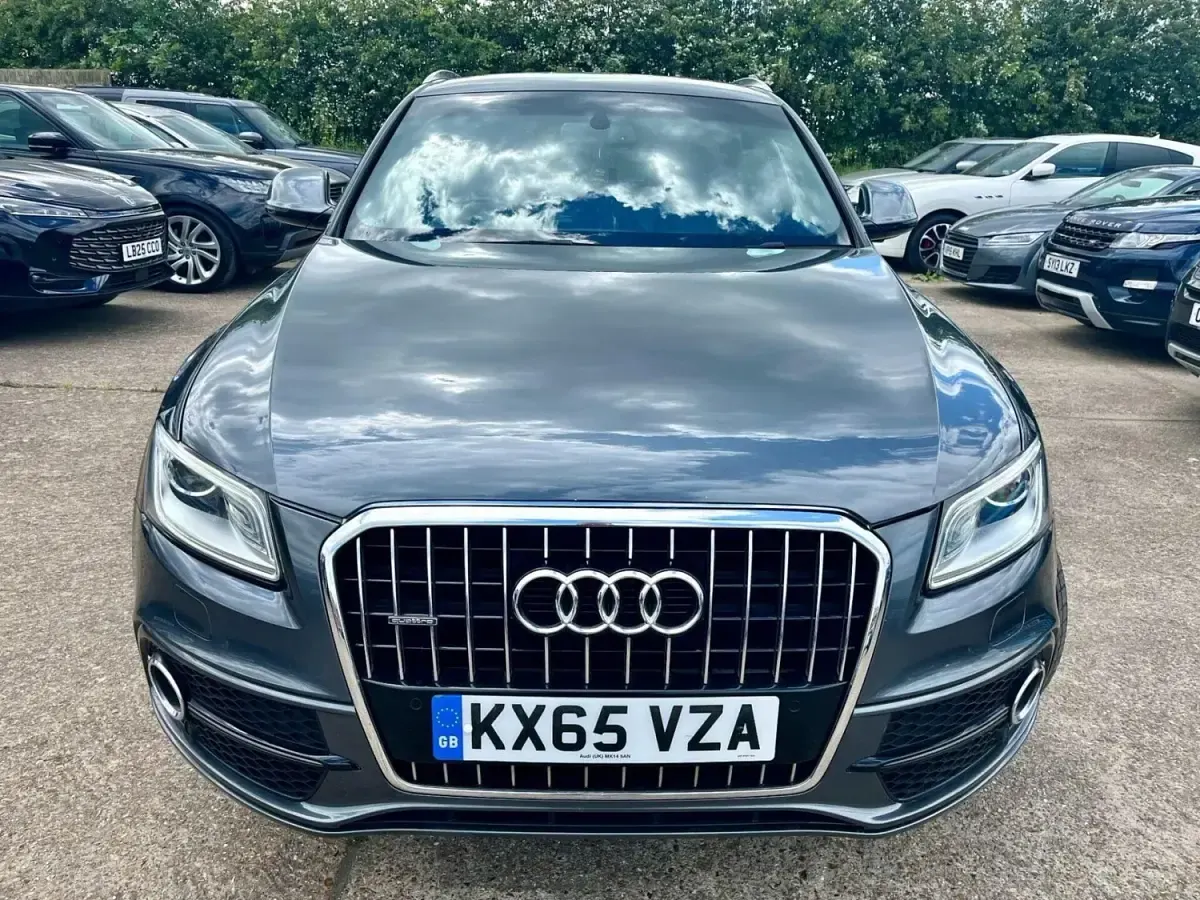 Usado Audi Q5 S-line plus 190 CV (139 kW) 2015 Gris SUV