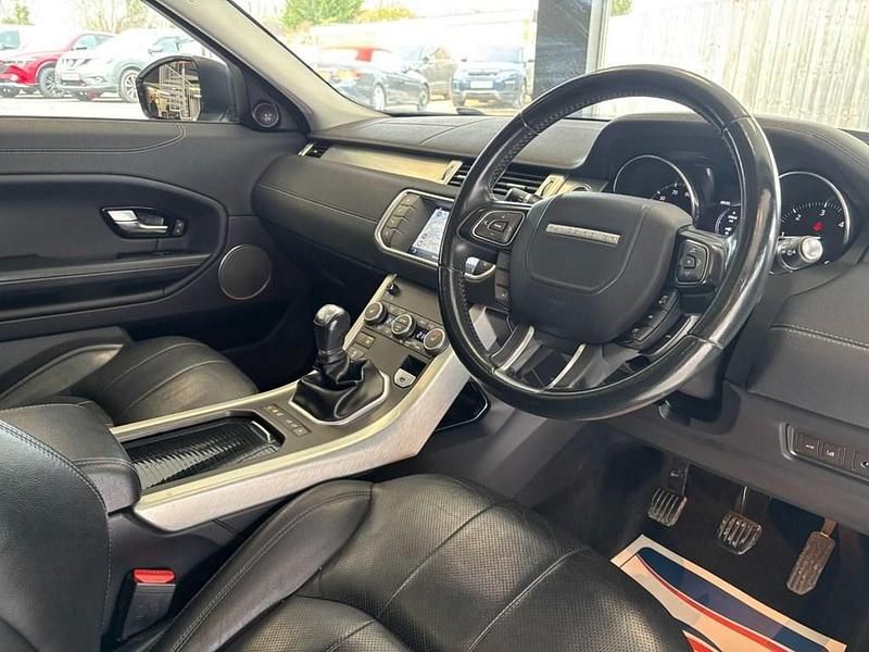 Used Land Rover Range Rover evoque SE 180 HP (132 kW) 2015 White Estate