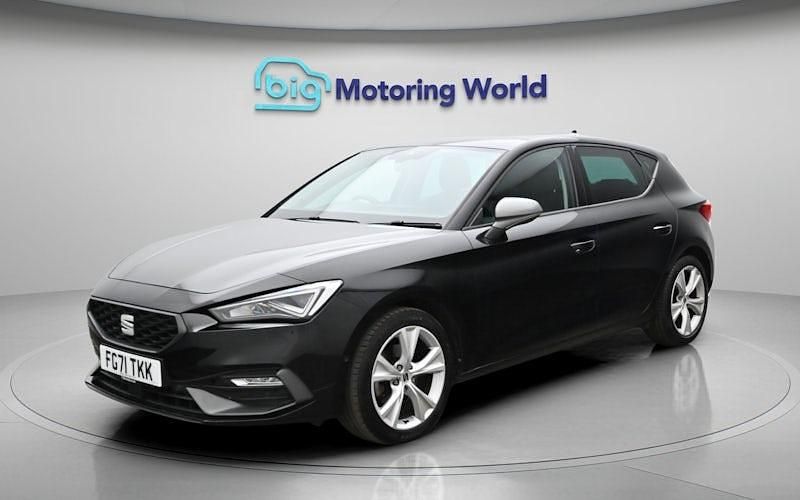 Used Seat Leon FR 131 HP (96 kW) 2022 Black Hatchback