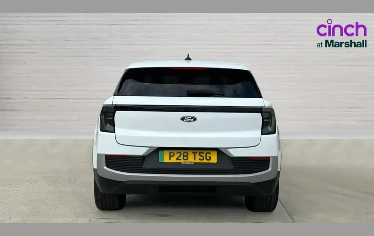 Used Ford Explorer Select 210 kW (286 HP) 2025 White SUV