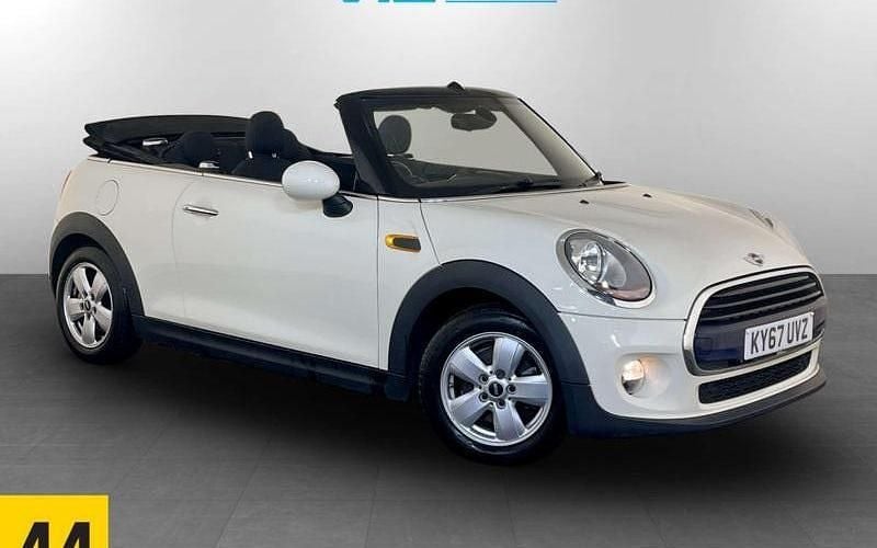 Used Mini Cooper Cabriolet 136 HP (100 kW) 2017 White Cabriolet
