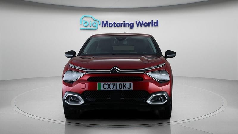 Used Citroën e-C4 Shine 100 kW (136 HP) 2021 Red Hatchback