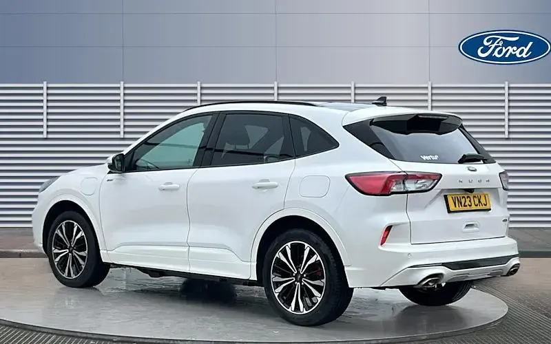 Used Ford Kuga ST-Line X 225 HP (165 kW) 2023 White SUV