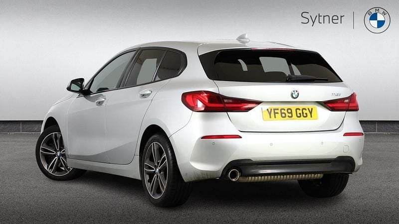 Used BMW 118 Sport Line 138 HP (101 kW) 2019 Silver Hatchback