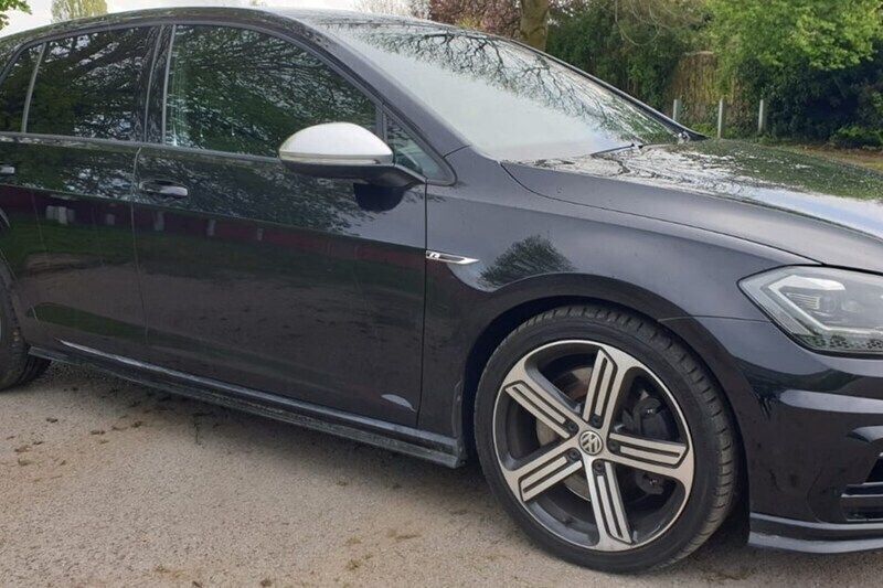 Black Used 2019 VW Golf VII R Hatchback | £21,990 (Super price) - Image 1/1