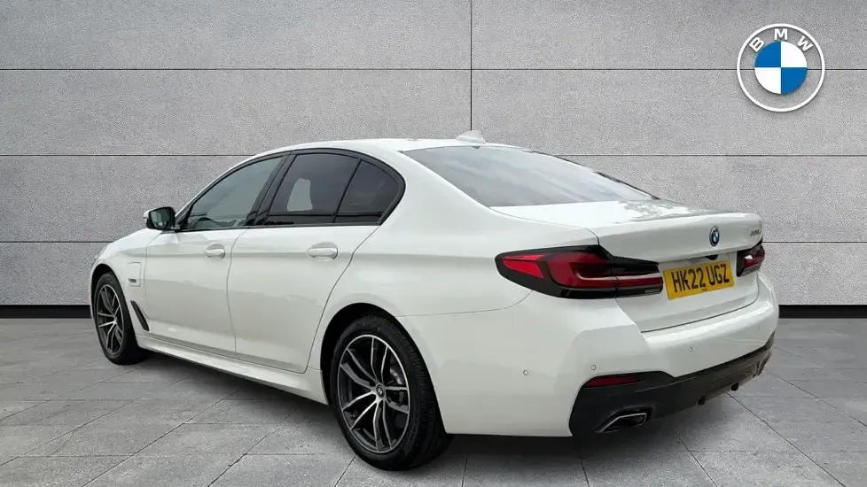 Used BMW 530e M Sport 288 HP (211 kW) 2022 White