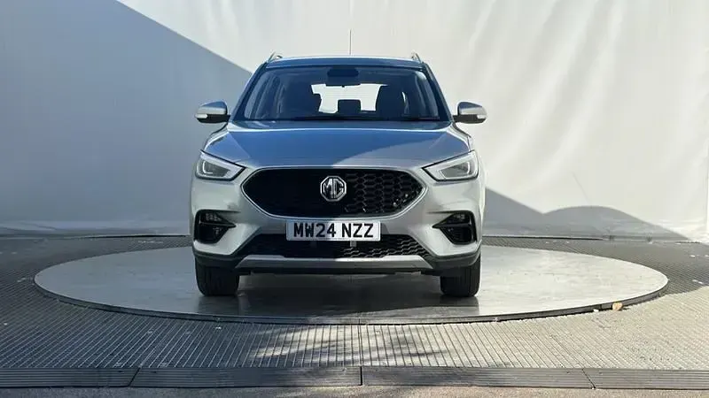 Usado MG ZS Excite 106 HP (77 kW) 2024 Prateado SUV