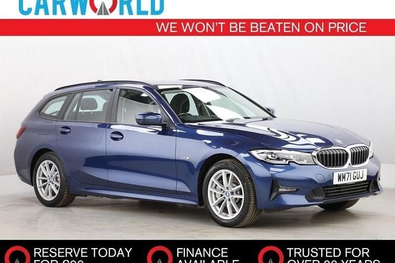 Used BMW 330e Comfort Edition 288 HP (211 kW) 2022