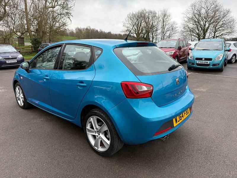 Begagnad Seat Ibiza FR 105 HK (77 kW) 2014 Blå Halvkombi
