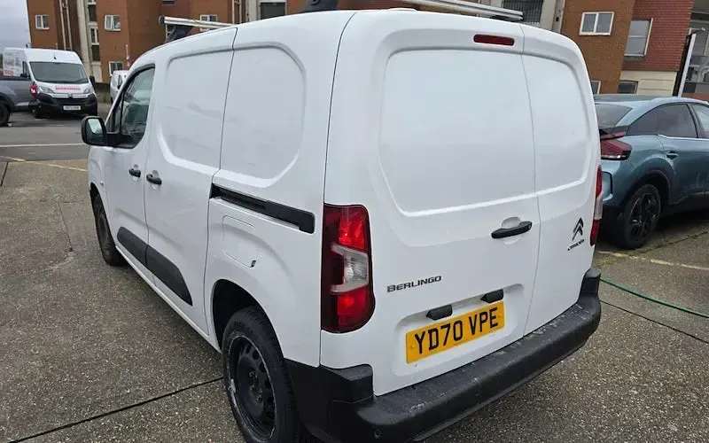 Used Citroën Berlingo 102 HP (75 kW) 2020 White MPV