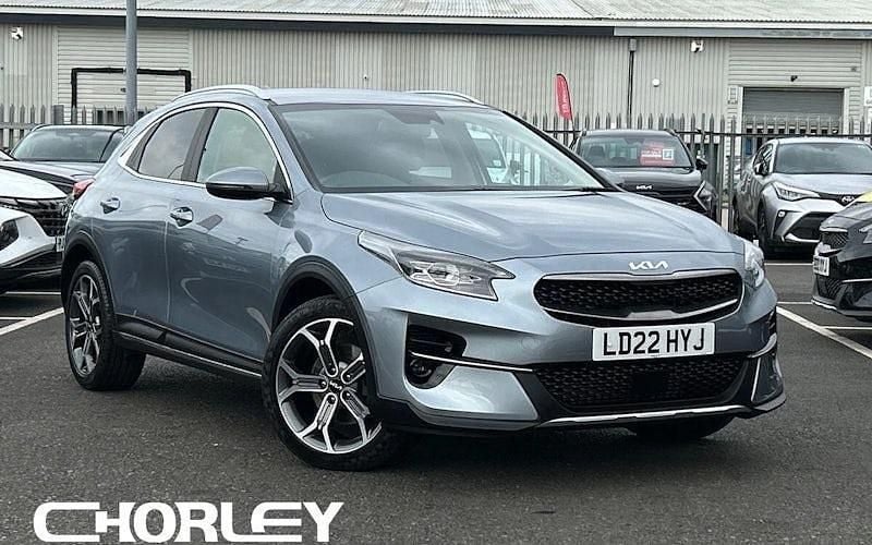 Silver Used 2022 Kia XCeed 3 SUV | £16,541 (Fair price) - Image 1/4