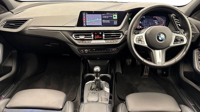 Used BMW 118 M Sport 134 HP (98 kW) 2024 Blue Hatchback