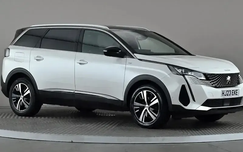 Used Peugeot 5008 GT 131 HP (96 kW) 2023 SUV