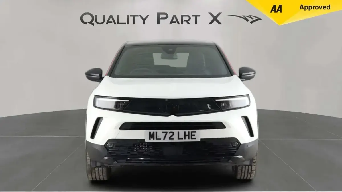 Used Vauxhall Mokka GS Line 130 HP (95 kW) 2022 White SUV