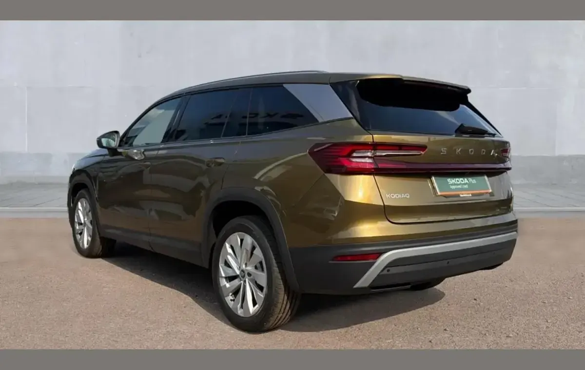 Used Skoda Kodiaq SE L 150 HP (110 kW) 2026 Bronx gold metallic SUV