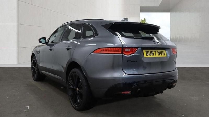 Begagnad Jaguar F-Pace Supercharged 2017 Grå SUV