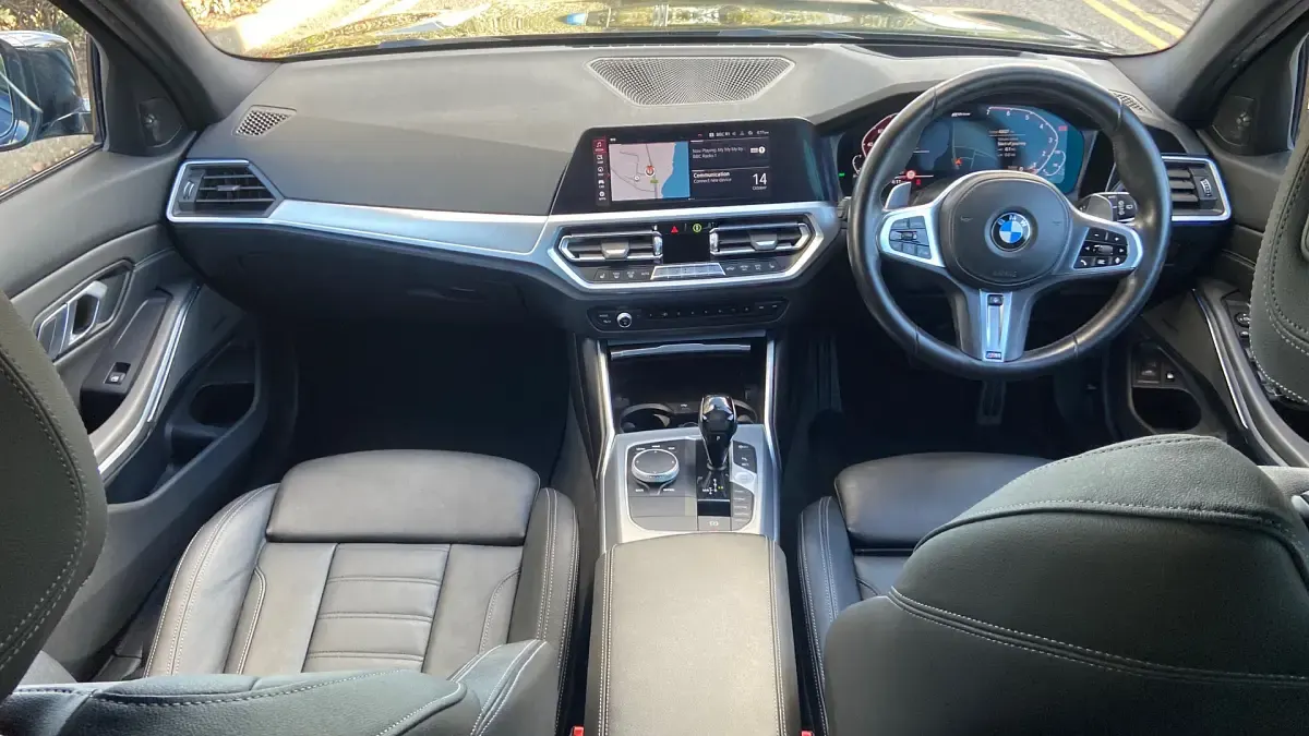 Used BMW 330 M Sport 288 HP (211 kW) 2020 Black Estate