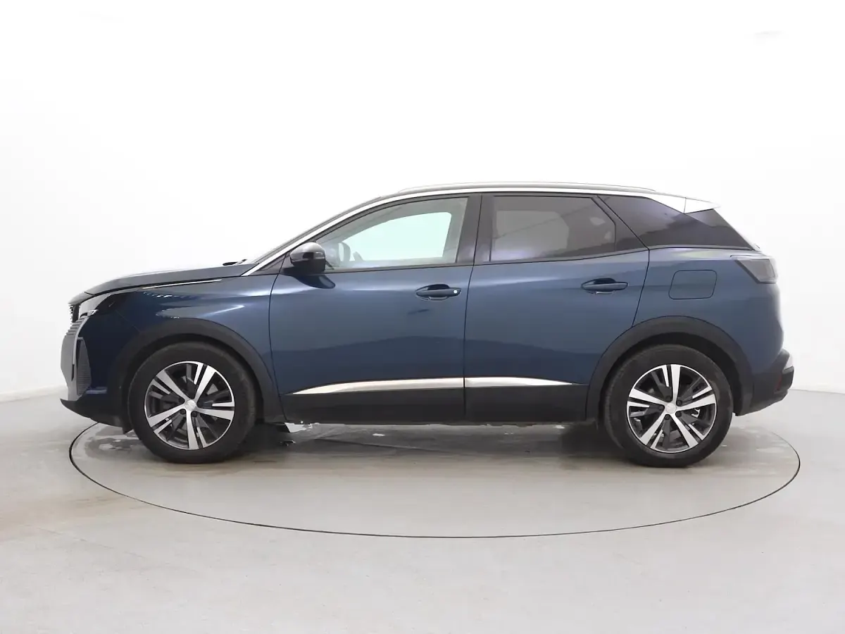 Used Peugeot 3008 Allure 300 HP (220 kW) 2024 Blue SUV