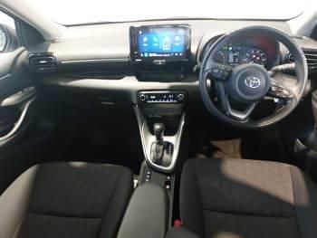 Used Toyota Yaris Hybrid 116 HP (85 kW) 2024 White Hatchback