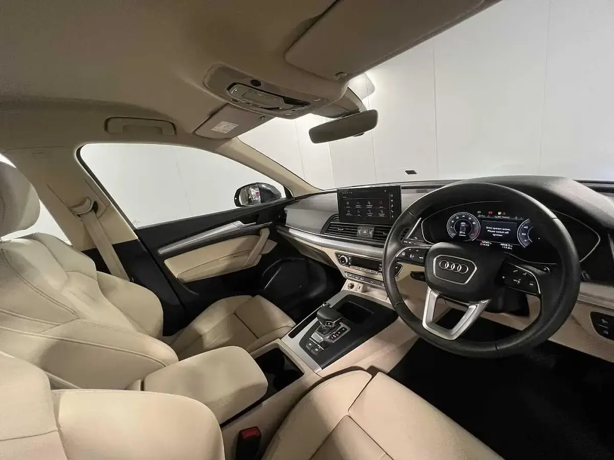 Used Audi Q5 Sport 265 HP (194 kW) 2022 Grey SUV