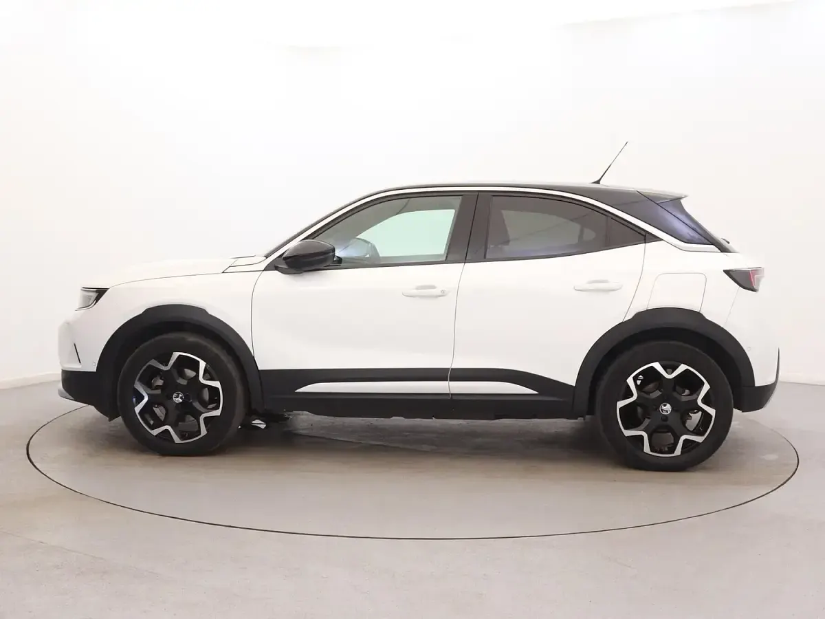 Used Vauxhall Mokka Ultimate 100 kW (136 HP) 2023 White SUV