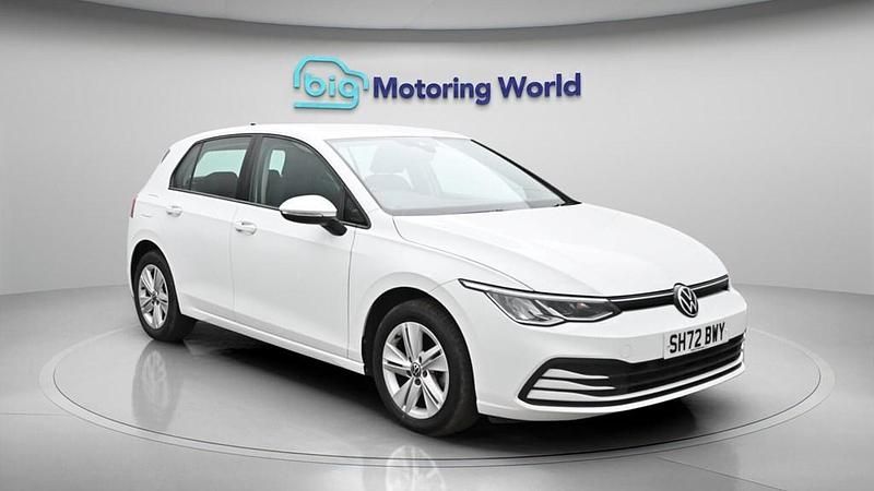 Used VW Golf VIII S 130 HP (95 kW) 2023 White Hatchback