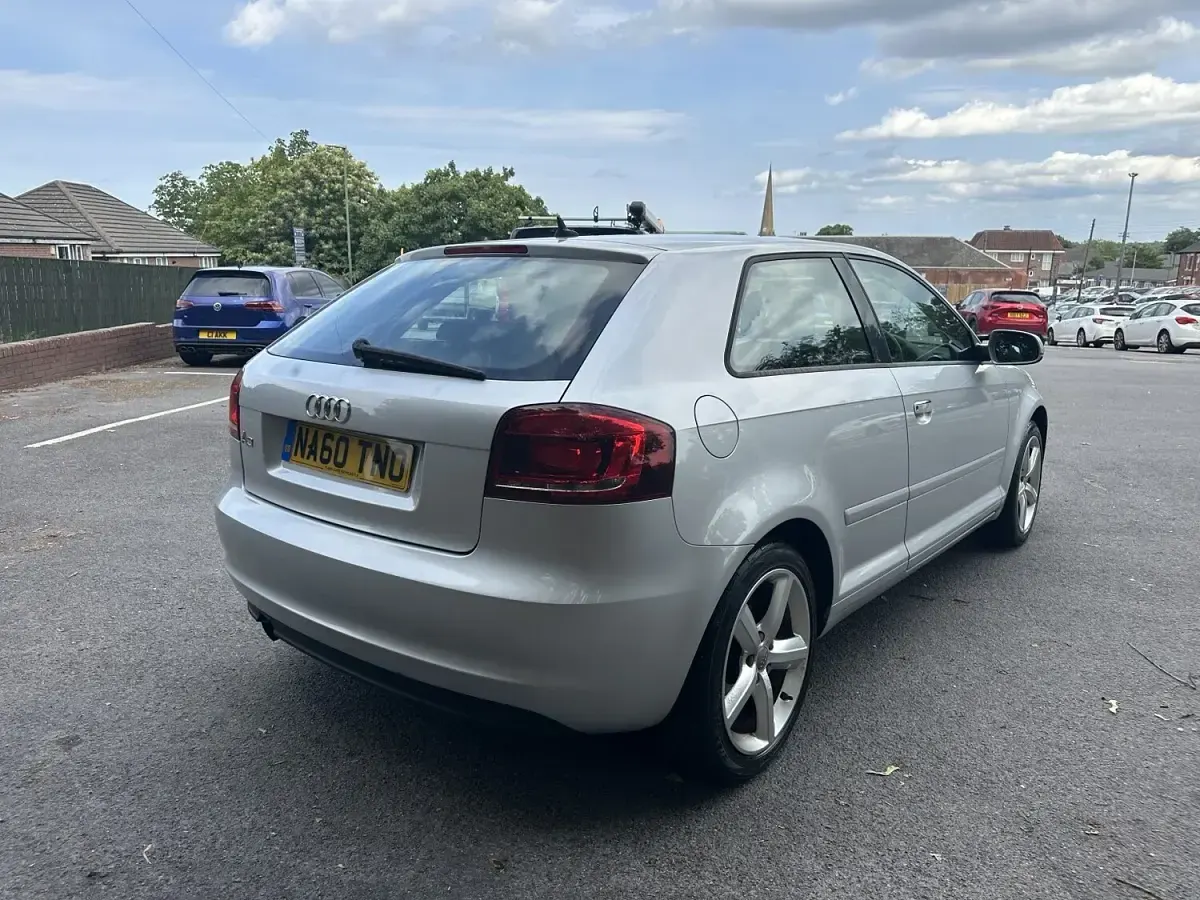 Used Audi A3 102 HP (75 kW) 2010 Silver Hatchback