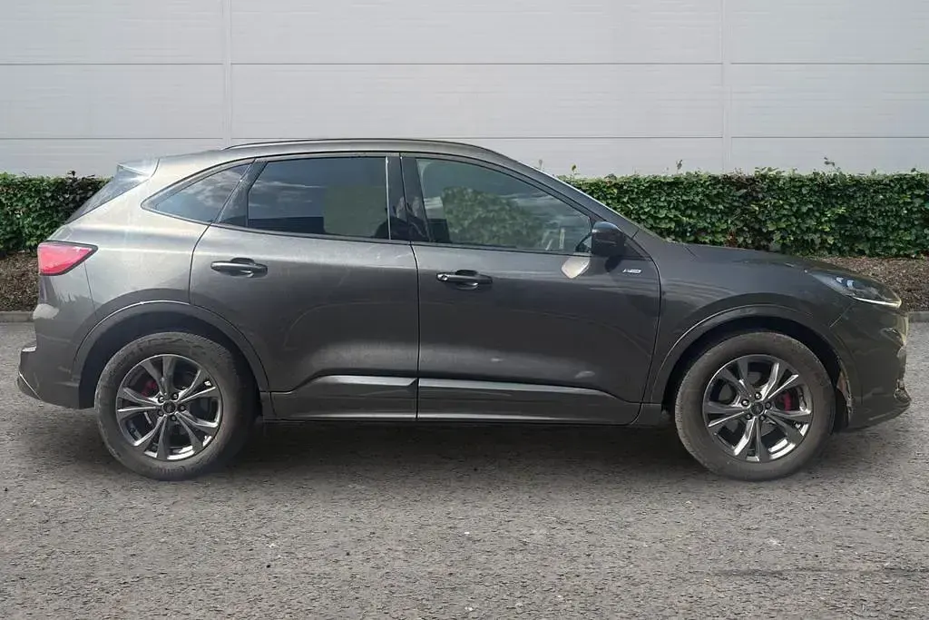 Used Ford Kuga ST-Line 150 HP (110 kW) 2023 Grey SUV