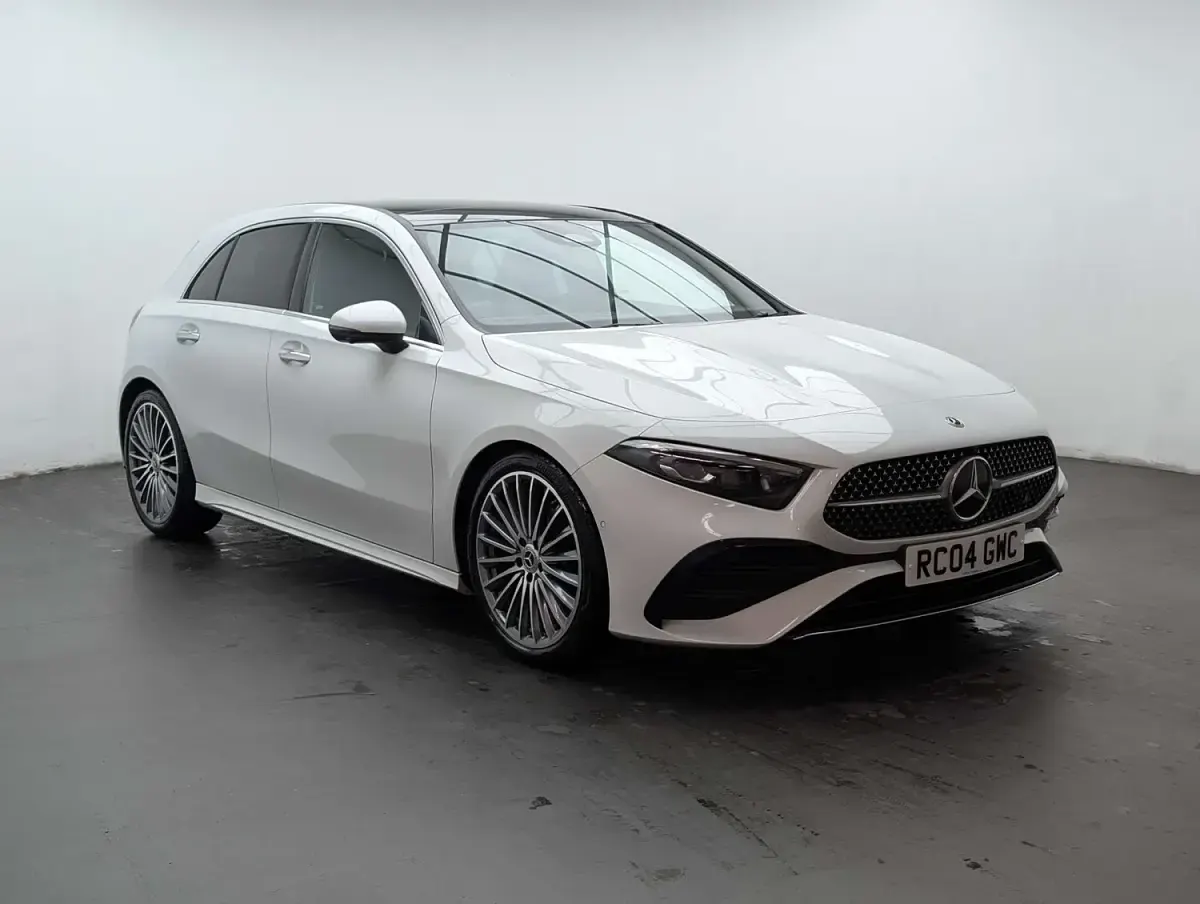 Used Mercedes A180 AMG Line Premium Plus 136 HP (100 kW) 2024 White Hatchback