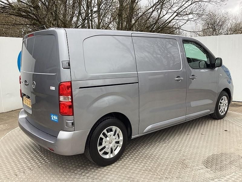 Used Vauxhall Vivaro Sportive 120 HP (88 kW) 2022 Grey MPV