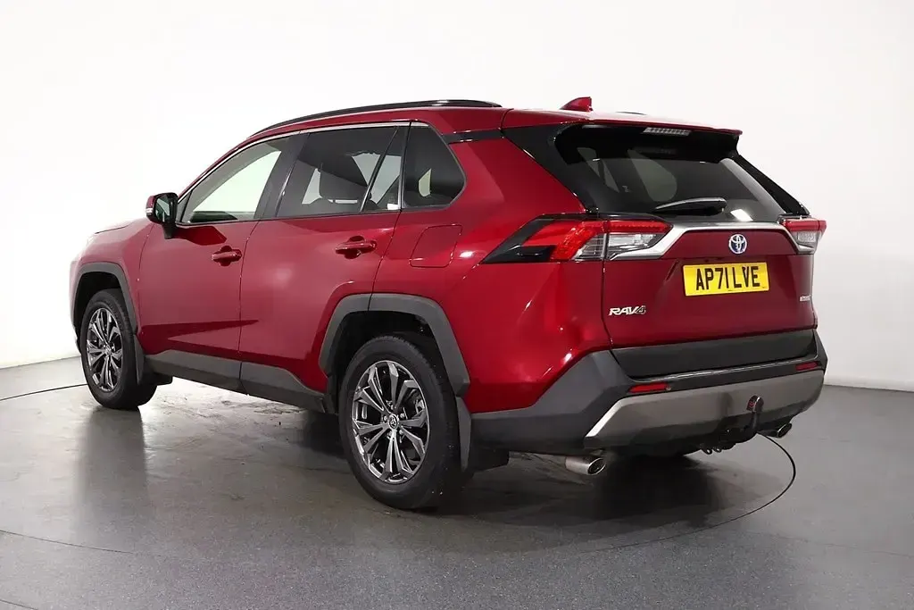 Second-hand Toyota RAV4 Hybrid Design 2022 Roșu SUV