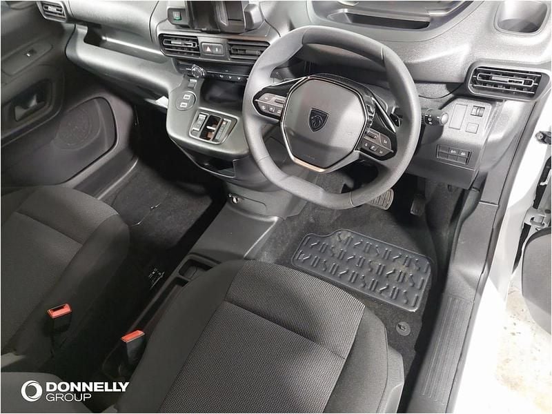 Used Peugeot E-Partner 98 kW (134 HP) 2024 White MPV