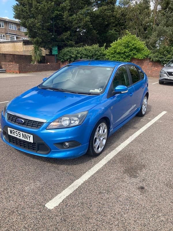 Used Ford Focus Zetec 116 HP (85 kW) 2009 Blue Hatchback