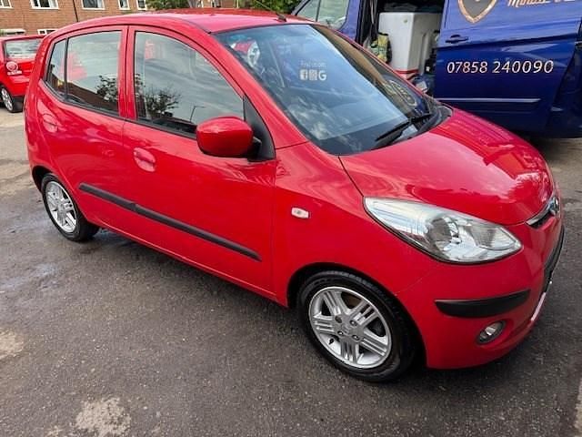 Red Used 2008 Hyundai i10 Comfort Hatchback | £2,475 (Expensive) - Image 1/4