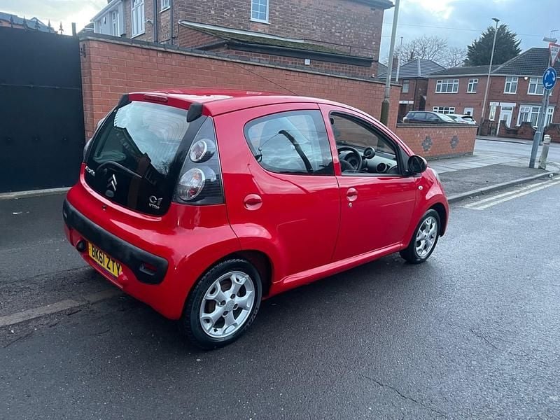 Used Citroën C1 VTR Sport 68 HP (50 kW) 2011 Red Hatchback