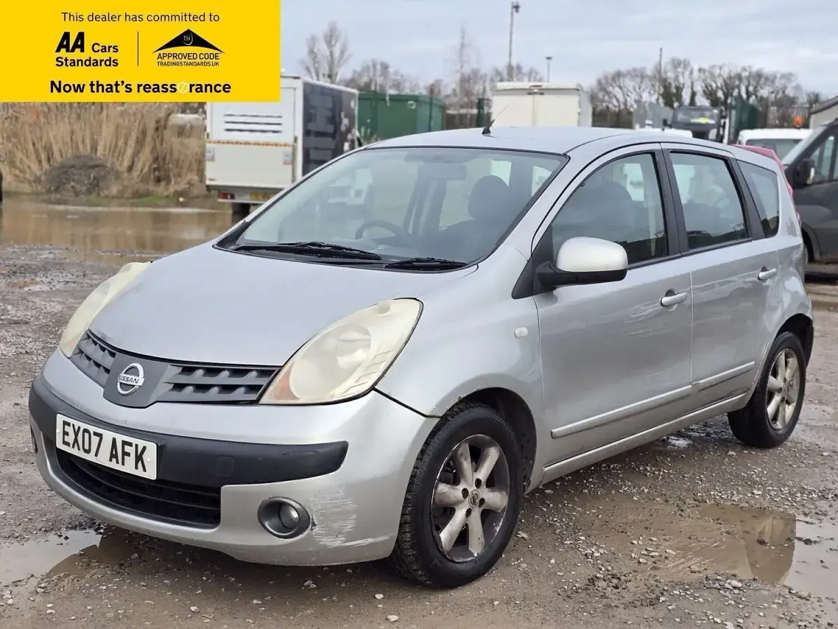 Used Nissan Note SE 109 HP (80 kW) 2007 Silver Hatchback