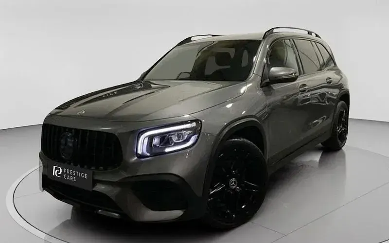Begagnad Mercedes GLB200 Executive 163 HK (119 kW) 2022 Grå SUV