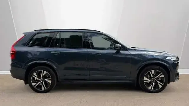 Used Volvo XC90 Plus 235 HP (172 kW) 2023 Blue SUV