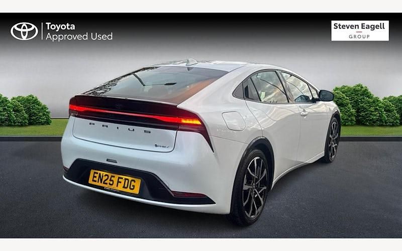 Used Toyota Prius 223 HP (164 kW) 2025 Hatchback