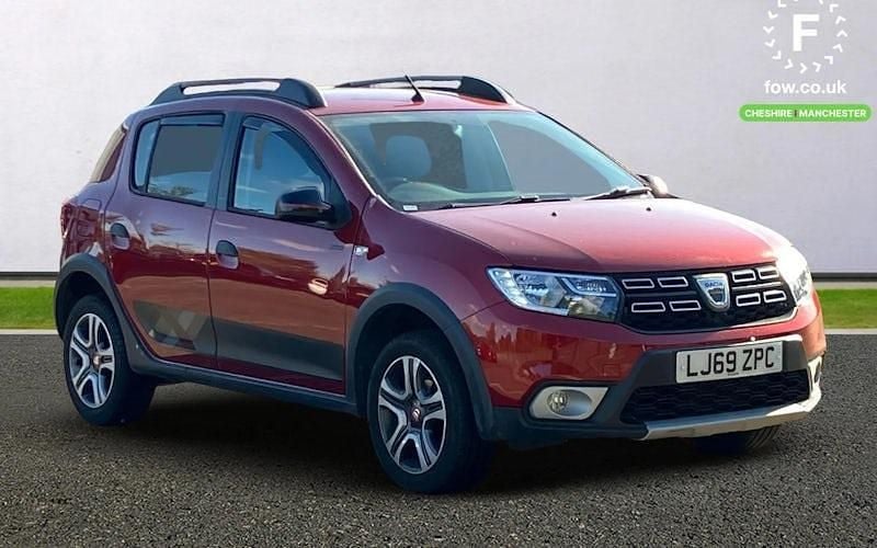 Red Used 2018 Dacia Sandero Stepway Hatchback | £8,499 (A bit pricey) - Image 1/3