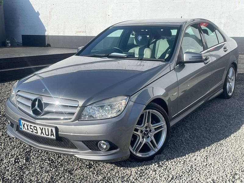 Begagnad Mercedes C220 2009 Silver Sedan