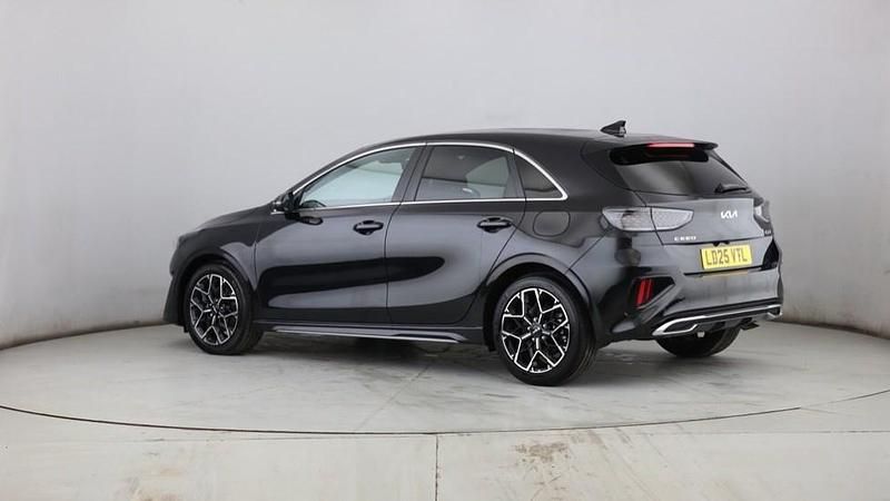 Used Kia Ceed GT-Line 138 HP (101 kW) 2025 Black Hatchback