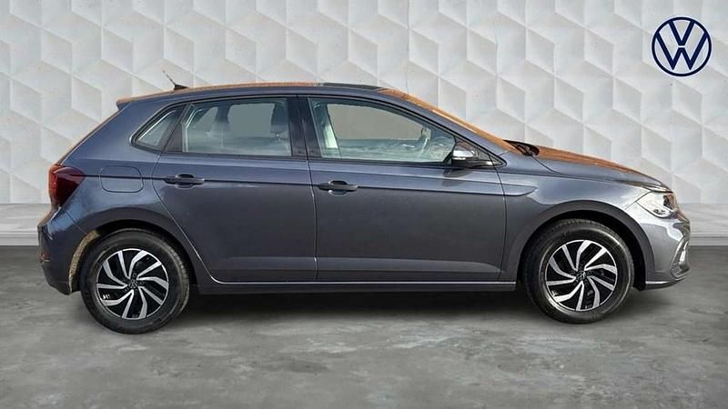 Used VW Polo Life 95 HP (69 kW) 2024 Grey Hatchback