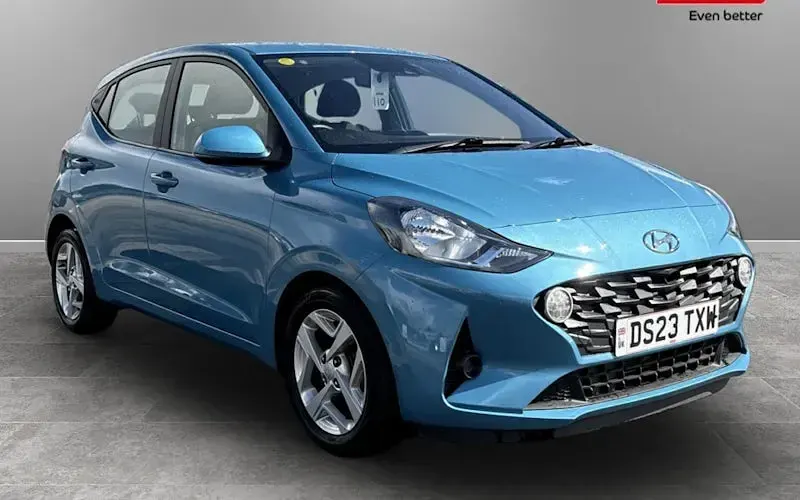 Used Hyundai i10 SE 67 HP (49 kW) 2023 Hatchback