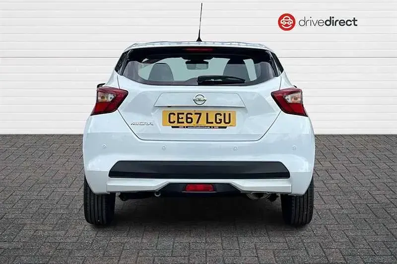 Used Nissan Micra Acenta 90 HP (66 kW) 2017 White Hatchback