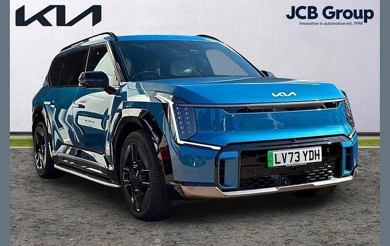 Black Used 2025 Kia EV9 GT-Line S SUV | £53,990 (Good price) - Image 1/4