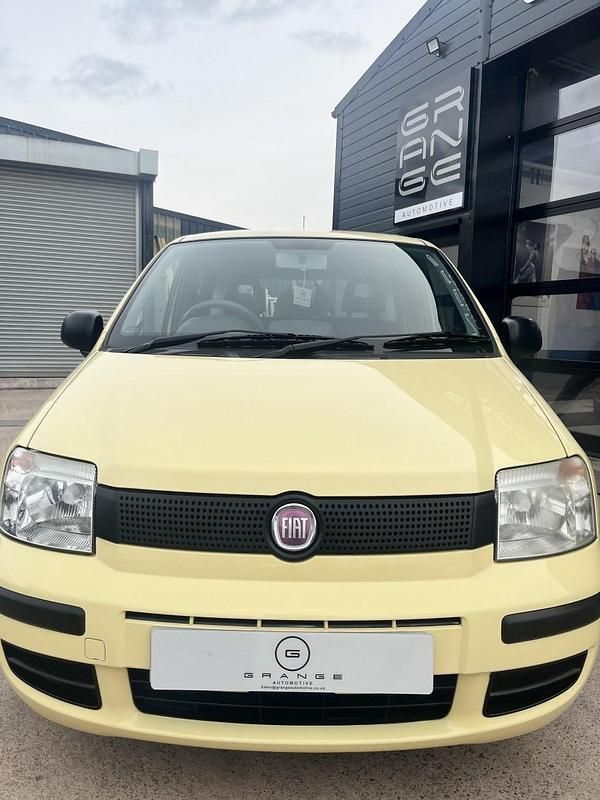 Używany Fiat Panda Active 2010 Żółty Hatchback
