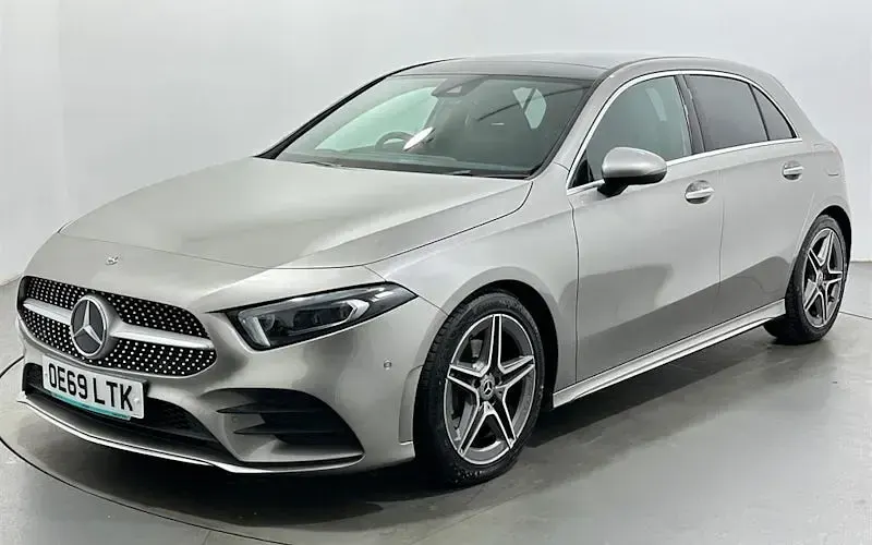 Used Mercedes A200 AMG Line Premium Plus 163 HP (119 kW) 2020 Silver Hatchback